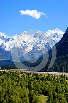 Tianshan Mountain landscape