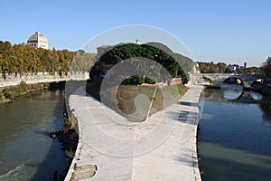 Tiber Island photo