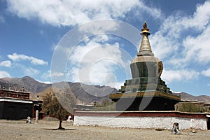 A Tibetan lamasery photo