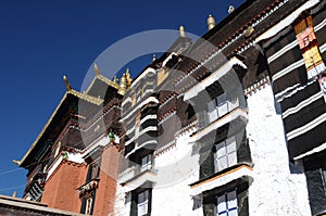 Tibetan lamasery,details