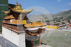 Tibetan Langmusi temple