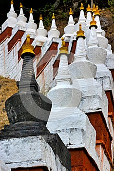 Tibetan-style chortens