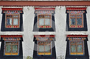 Tibetan style windows