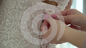 Tie lace in wedding dress