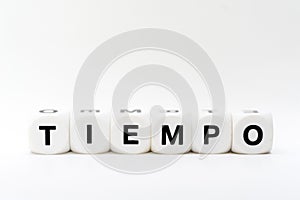 Tiempo, dice letters photo