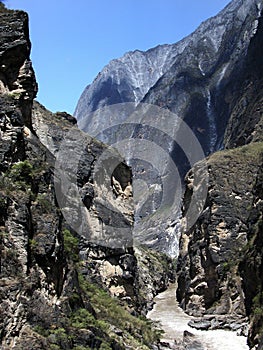 Tiger leaping gorge photo