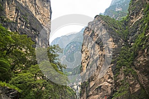 Tiger Leaping Gorge, Qiaotou, China