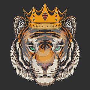 Tiger waring crown vector illustration photo