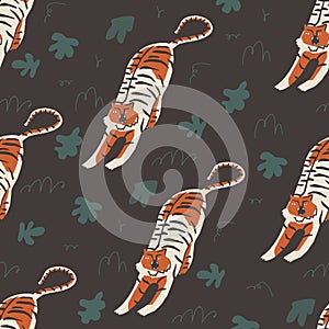 Tigers and cheetah tropical seamless pattern in vector.