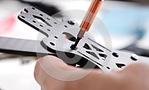 Assembling fpv drone body