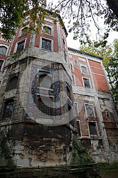 Tiled Pavilion Museum outer wall in Topkapi palace, Istanbul, Turkey