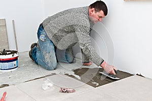 Tiler at work photo