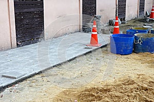 Tiling pavement
