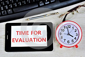 Time for evaluation is a concept of thinking that reflects the variability of things and events