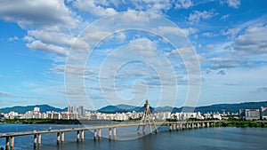 Time lapse of Olympic Bridge crossing Han River