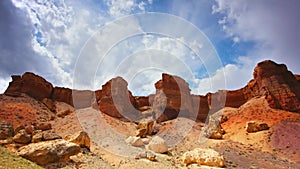 Time lapse of the red canyon.