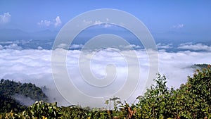 Time Lapse video 4k, Scenery of a Misty morning in the mountains at Klo Se Lo viewpoint  Mae Sam Laep, Sop Moei District, Mae Hong