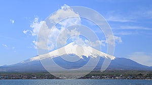 Timelapse Mt. Fuji at Lake Yamanaka, Yamanashi, Japan