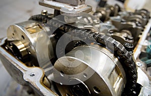 Timing chain drive in a car engine