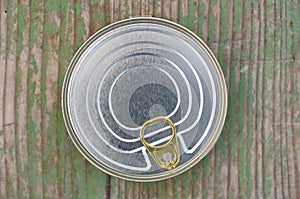 Tin can with ring pull