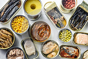 Tin cans for processed  food  cans conserve Saury, mackerel, sprats, sardines, pilchard, squid, tuna pinapple, corn, peas, mango photo