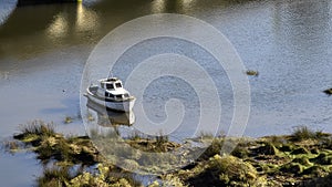 Estuario es un estuario se encuentra sobre el Oeste Costa en municipio de ser 