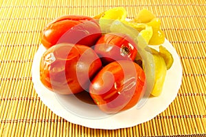 Tinned tomatoes with pepper
