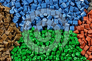 Tinted plastic pellets