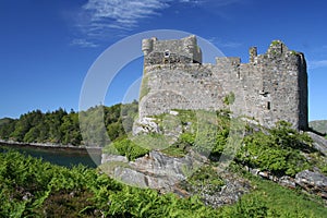 Tioram castle