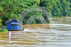 Tipical Houseboat