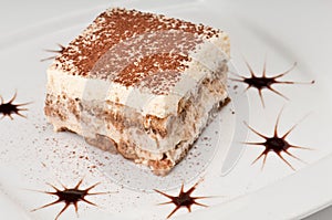 Tiramisu cake