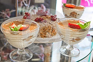 Tiramisu with strawberries