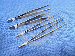 Tissue And Dressing Forceps