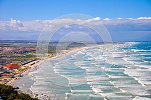 TL Waves on Muizenberg Beach and False Bay