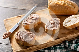 Toasted bread with pork liver pate