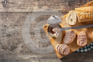 Toasted bread with pork liver pate