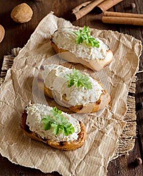 Toasted bread with a salted codfish mousse