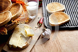 Toasted cheese sandwich