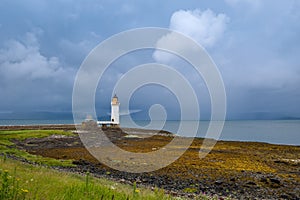 Tobermory Lighthouse at low tide