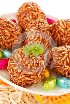 Toffee and puffed rice eggs