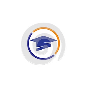 Toga cap Education Logo