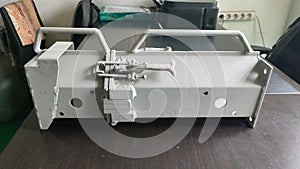 Toggle clamp for lock interface of modular neck rice transplanter