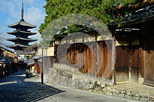 Toji pagoda kyoto japan wallpaper background