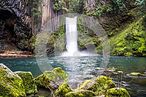 Toketee Falls, Oregon Waterfall in Umpqua National Forest