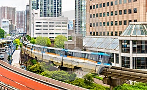 Tokyo Monorail at Tennozu Isle Station