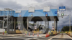 Toll plaza on the SP-293 highway, managed by the EIXO-SP concessionaire, with an emphasis on