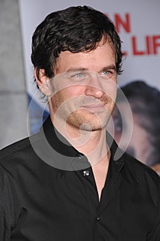 Tom Everett Scott