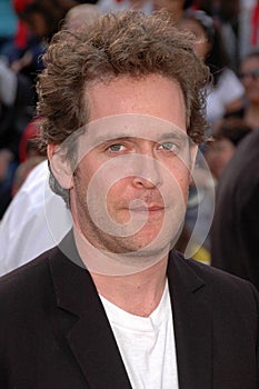 Tom Hollander