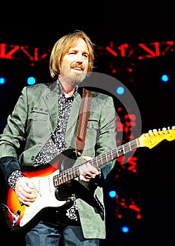 Tom petty playing in ny 8-14-10