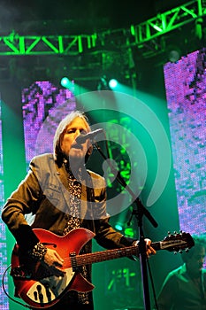 Tom petty playing in ny 8-14-10